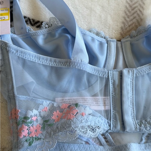 Light Blue Floral Lace Underwire Bralette - Picture 5 of 7